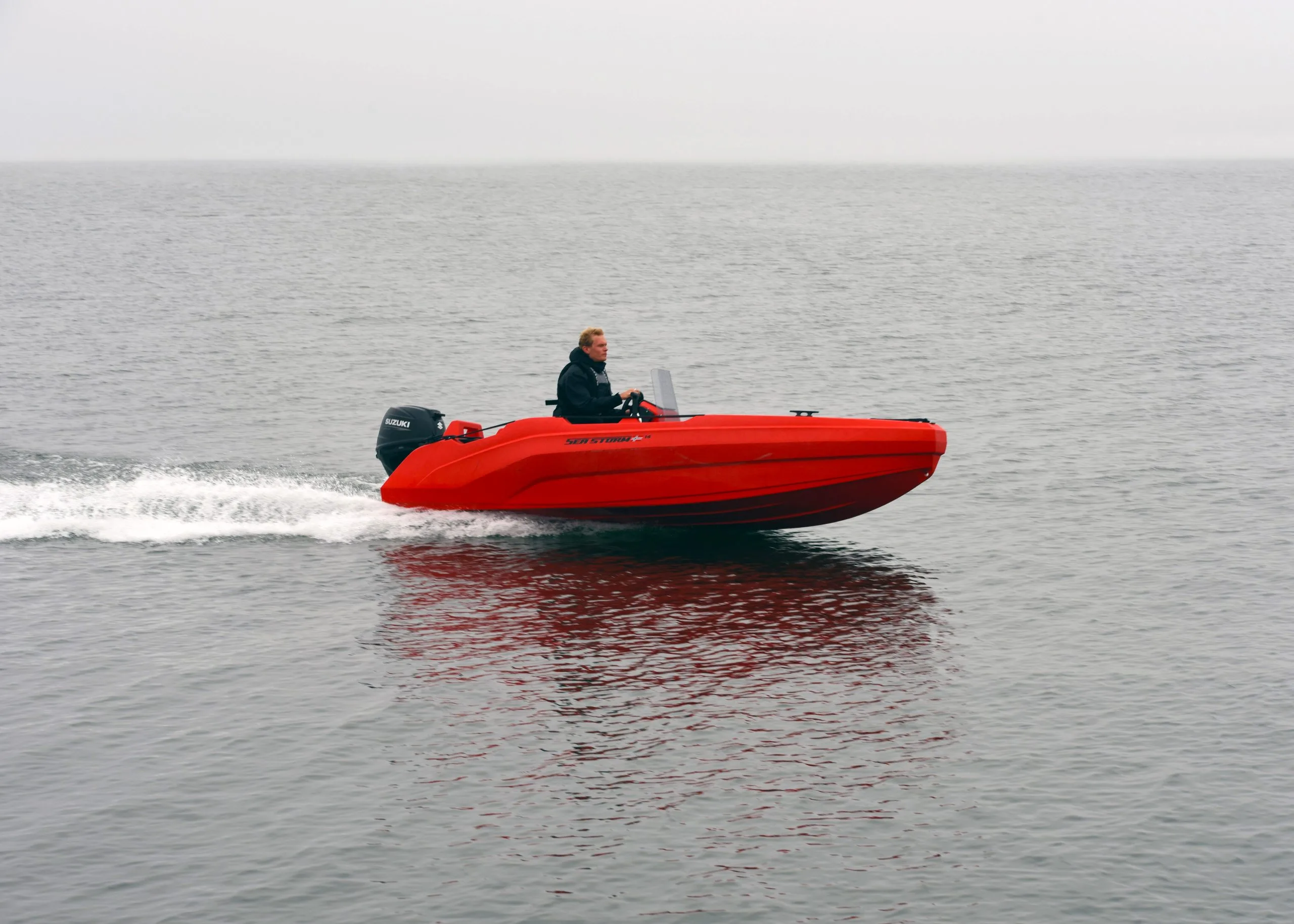 SeaStorm 14 HDPE Advantage – underway