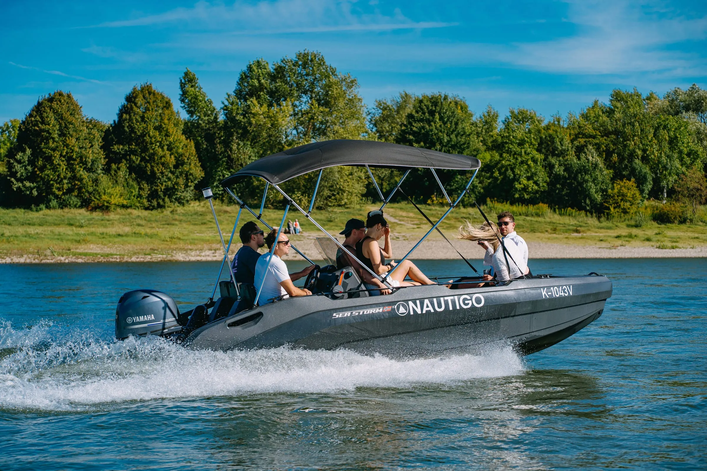 SeaStorm 17 with 80-horsepower Mercury outboard engine underway at cruising speed